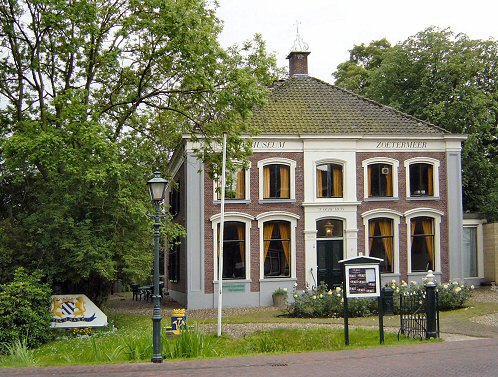 https://zoetermeer.pvda.nl/nieuws/pvda-start-petitie-maak-van-t-oude-huis-t-behouden-huis/