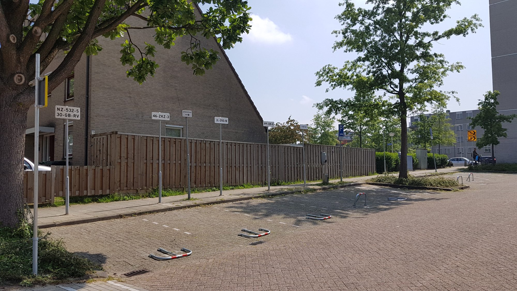 https://zoetermeer.pvda.nl/nieuws/vraagtekens-bij-parkeerplaatsen-voor-college/